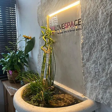 Space Sensory & Relax